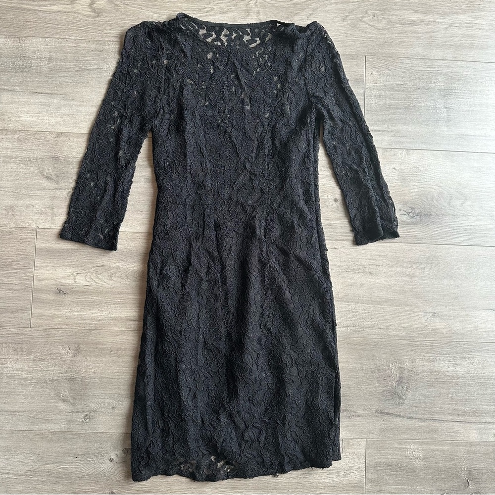 Black lace dress with lining - size 0